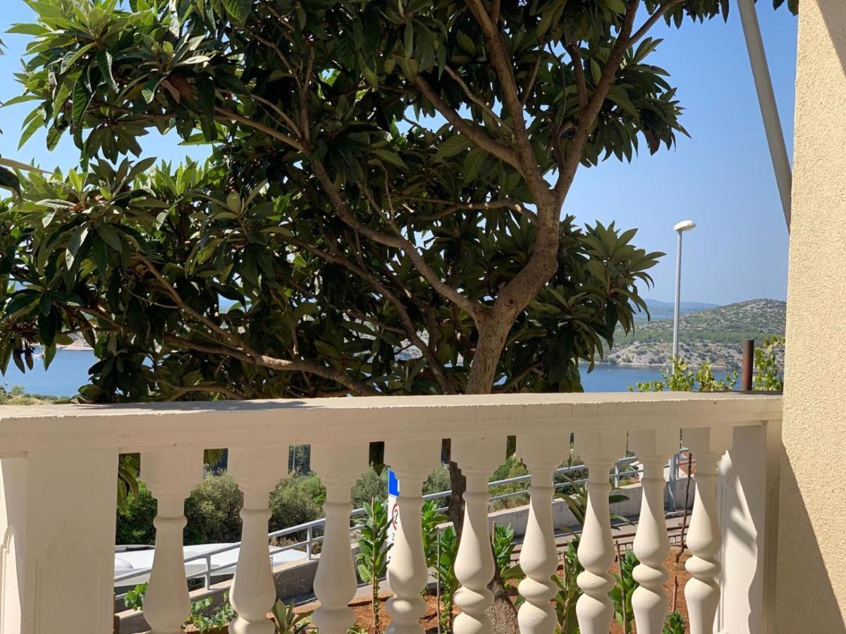 Maestral Suites Šibenik Buitenkant foto