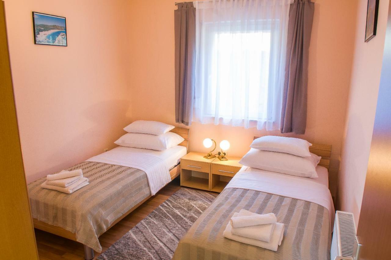 Maestral Suites Šibenik Buitenkant foto