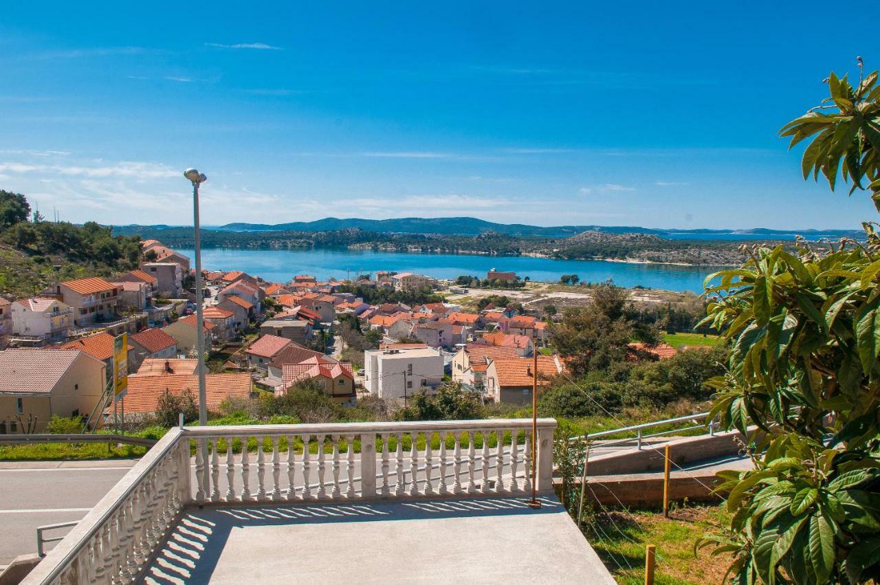 Maestral Suites Šibenik Buitenkant foto