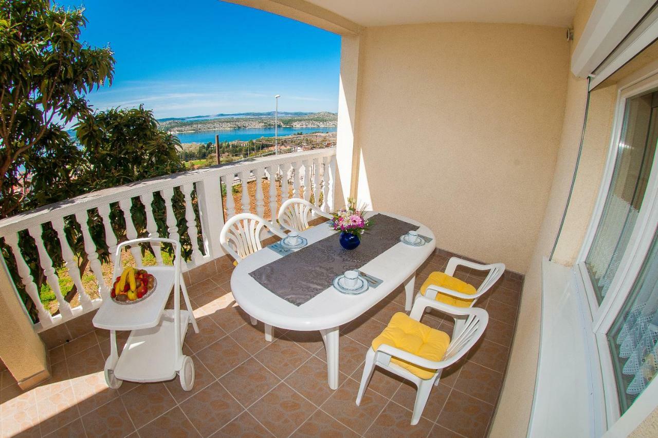 Maestral Suites Šibenik Buitenkant foto